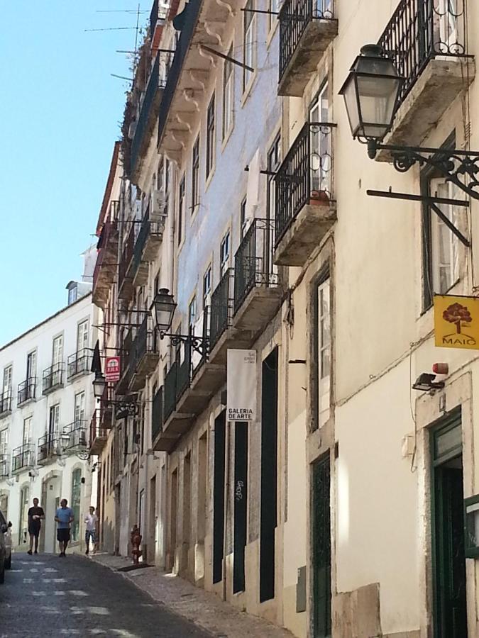Charming Flat With Balconies Central Chiado District 2 Bedrooms & Ac 19Th Century Building Lisboa Exteriér fotografie